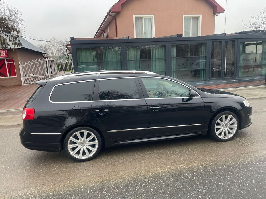 VW Passat B6 R line 4x4-Bixenon/Piele/Carte service-Import