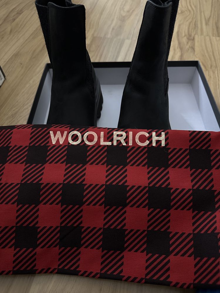 Cizme Negre Woolrich