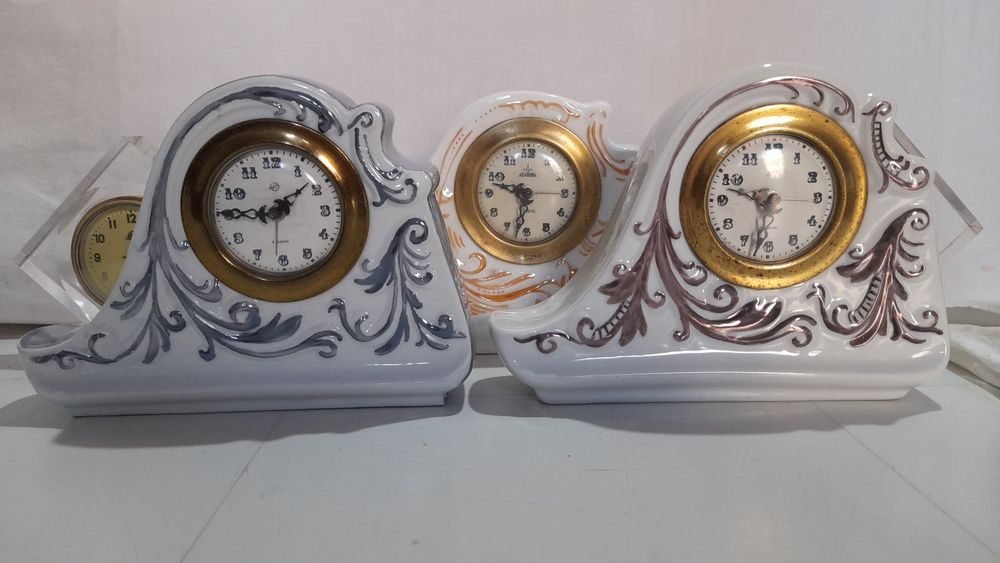 ceas masă Aradora și Victoria