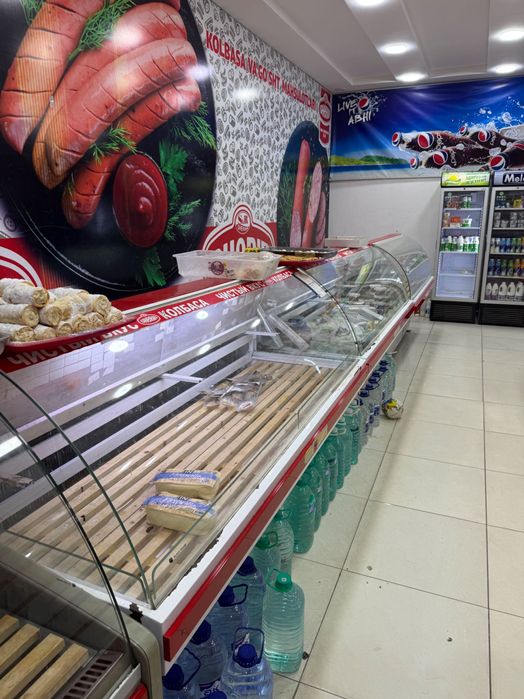 200 kv Oziq ovqat savdo dukoniga muljallangan  vitrena mebellar va tex