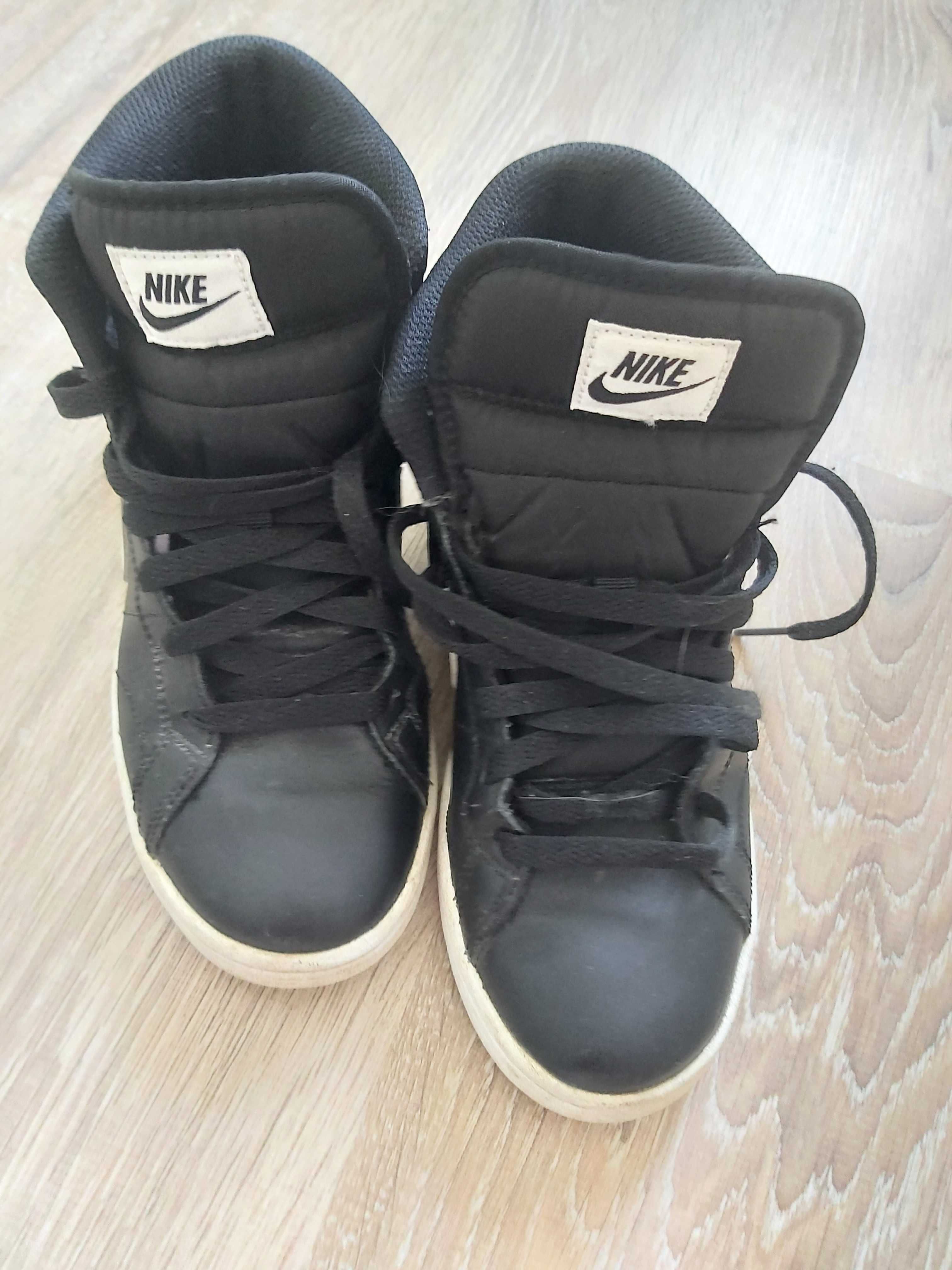 Маратонки Nike детски