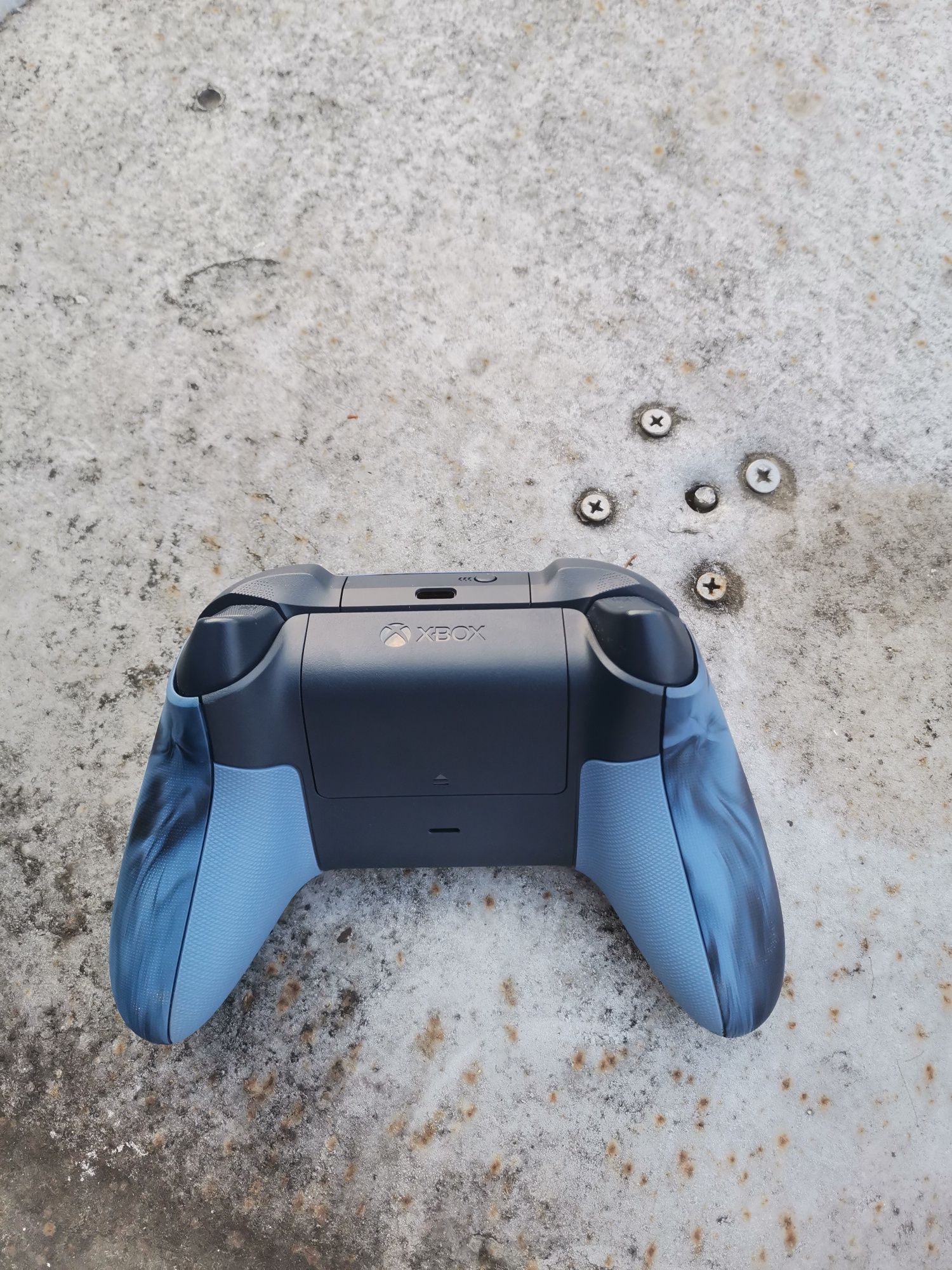 Vând controler Xbox series x/s stormcloud