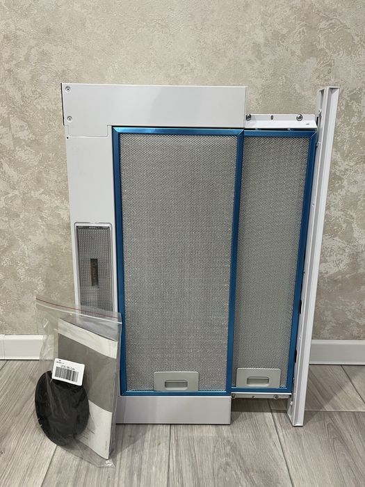 Продам абсалютно НОВУЮ вытяжку!!!