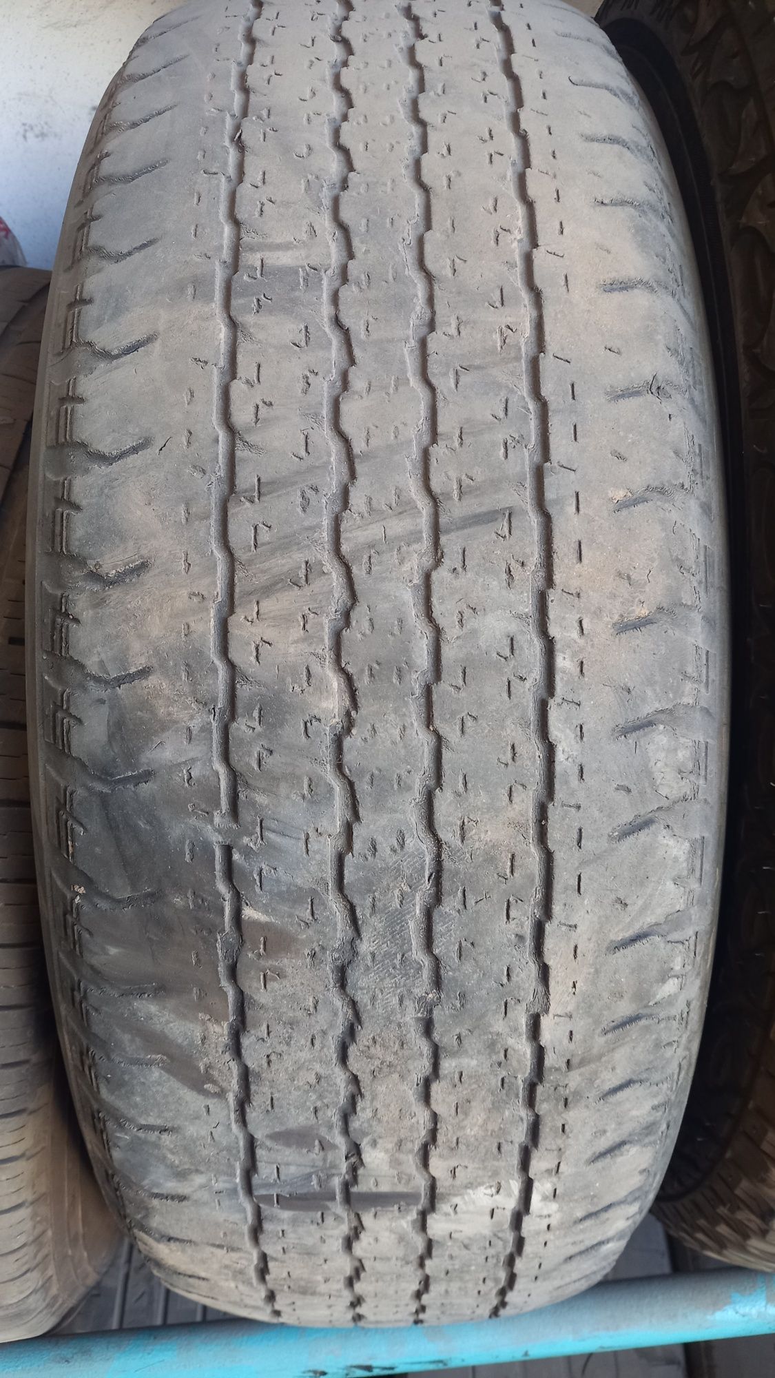 Продам автошины 215/65R16,275/65R17,265/65R17 б/у.