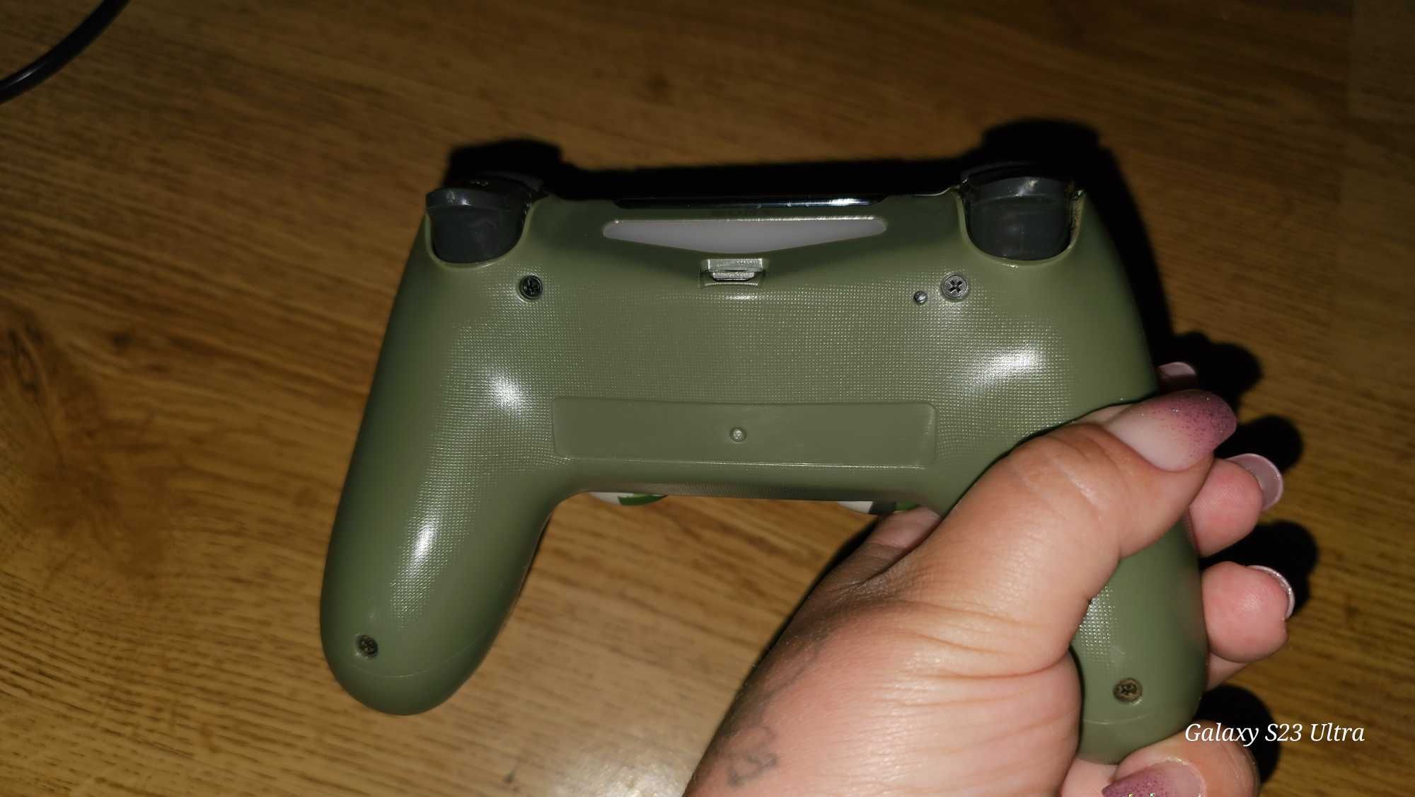 Playstation 4 console+Controller+Headset!!!