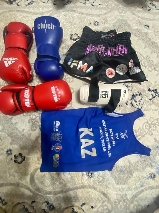 Спортивные экипировки