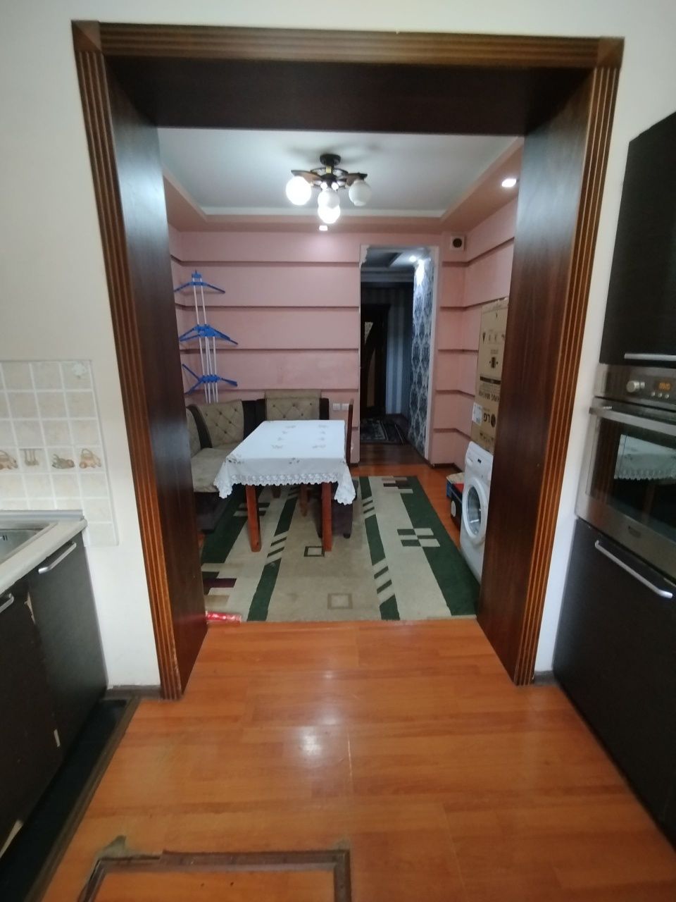 Arenda chilonzor metro S kv qizlarga 800yuz ming bez makler