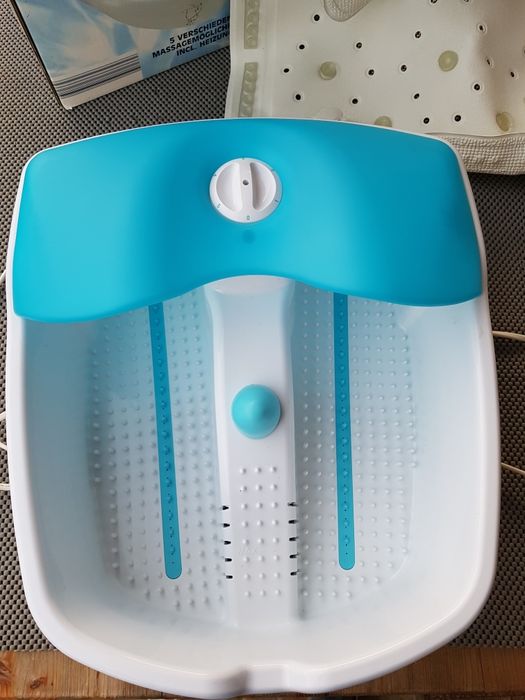 Trusa manichiura/pedichiura, masaj facial, vana hidromasaj