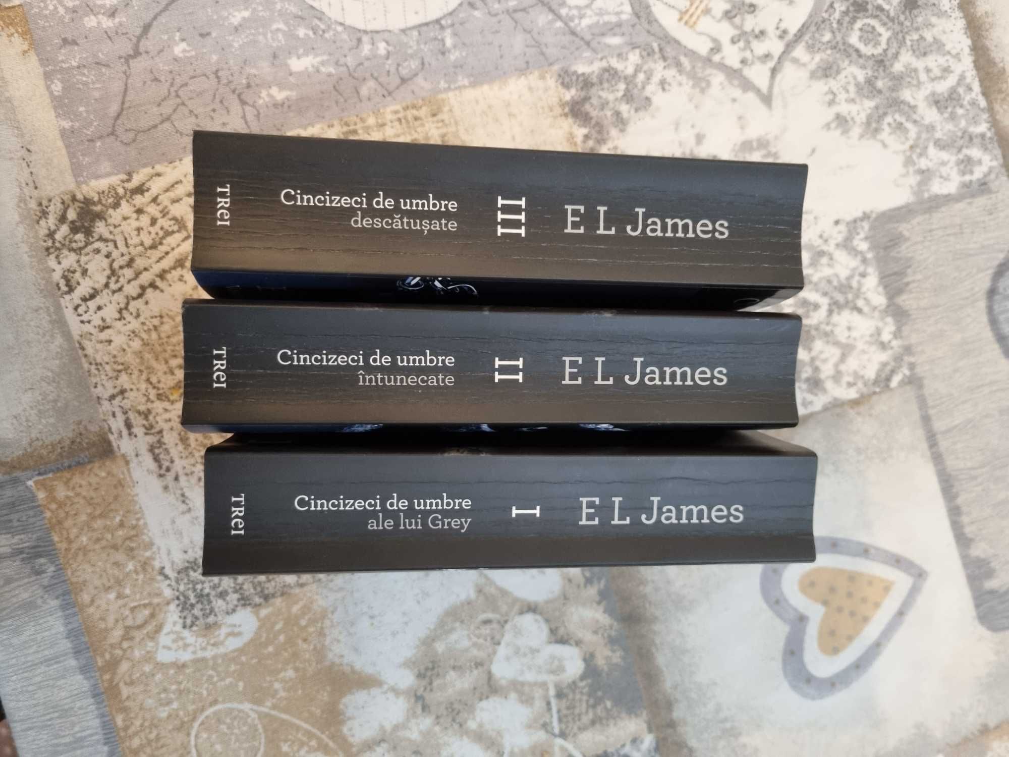 Trilogia 'Cincizeci de umbre' (Fifty shades)