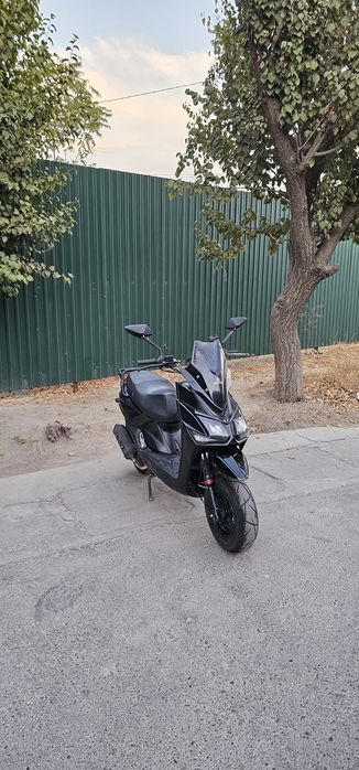 Skuter QIUMOTO SAMURAY sotiladi xolati yaxshi