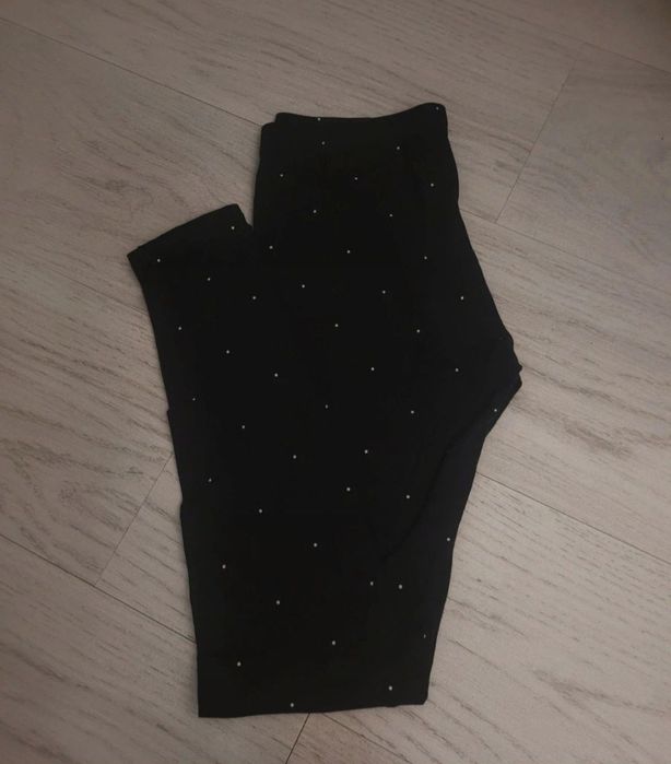 Colanati negrii cu buline