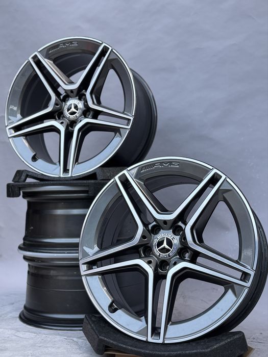 Оригинални джанти 19 цола mercedes Amg w257
