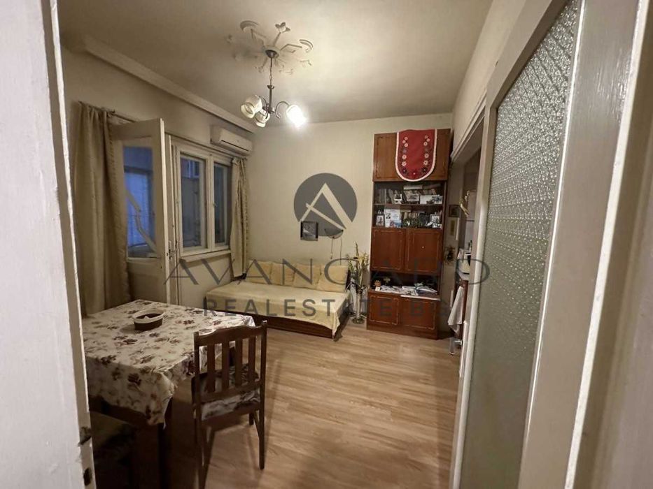 Продава се Двустаен апартамент в Пловдив, Център - 77 кв.м за 1728 €/кв.м - Снимка #4