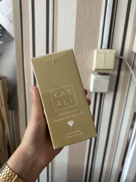 Kayali vanilla royale sugared patchouli | 64
