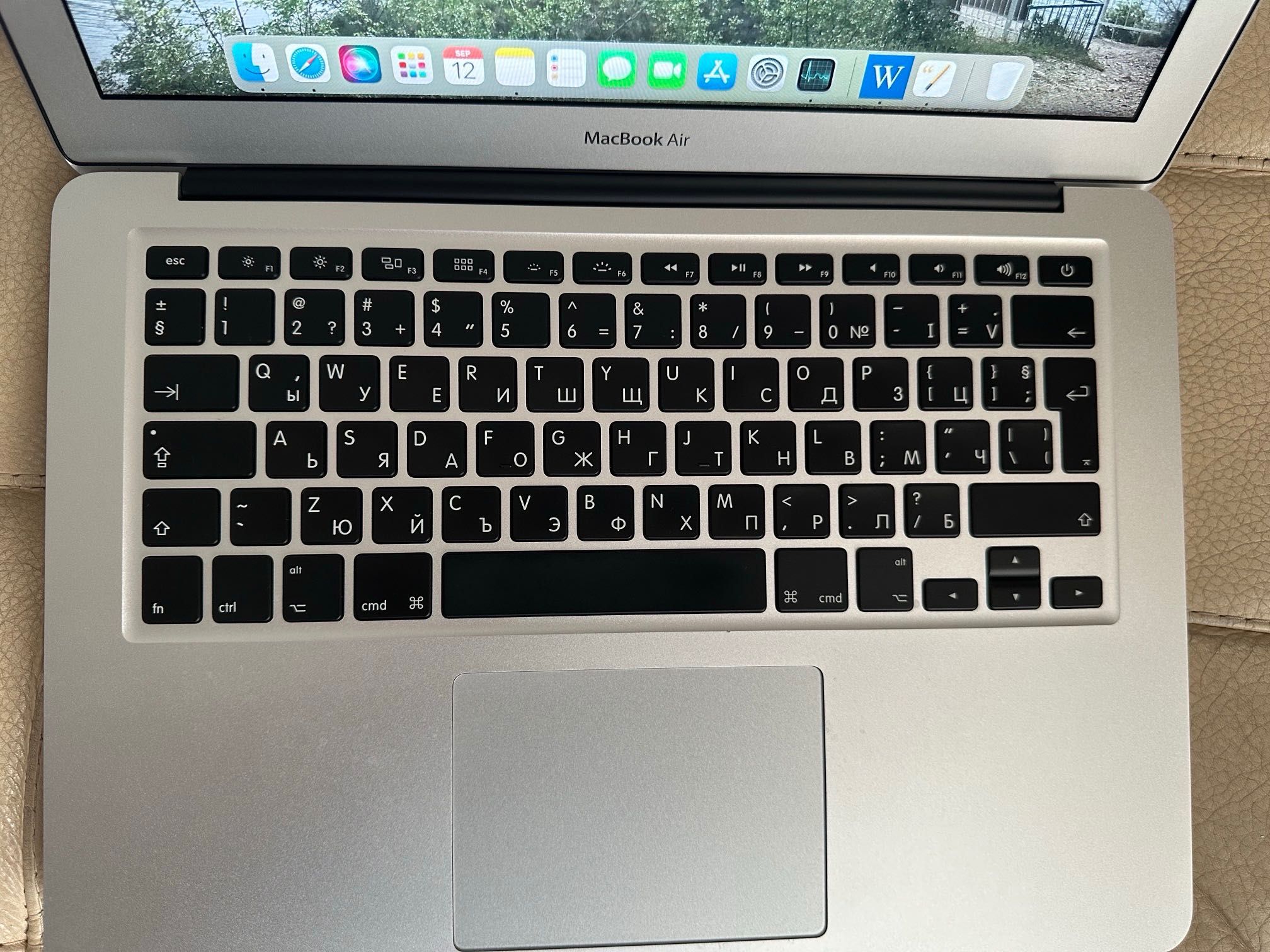MacBook Air 13 2017 8GB iStyle