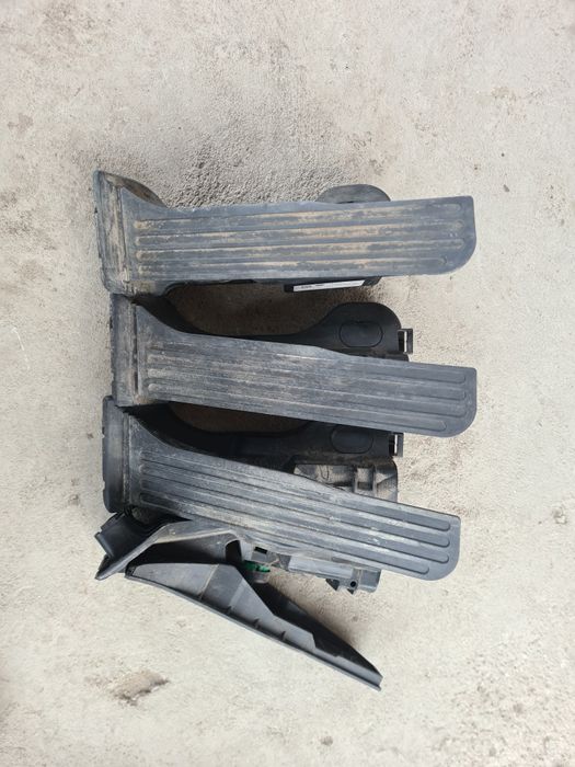 Pedala acceleratie VW Passat B6 B7 CC Golf