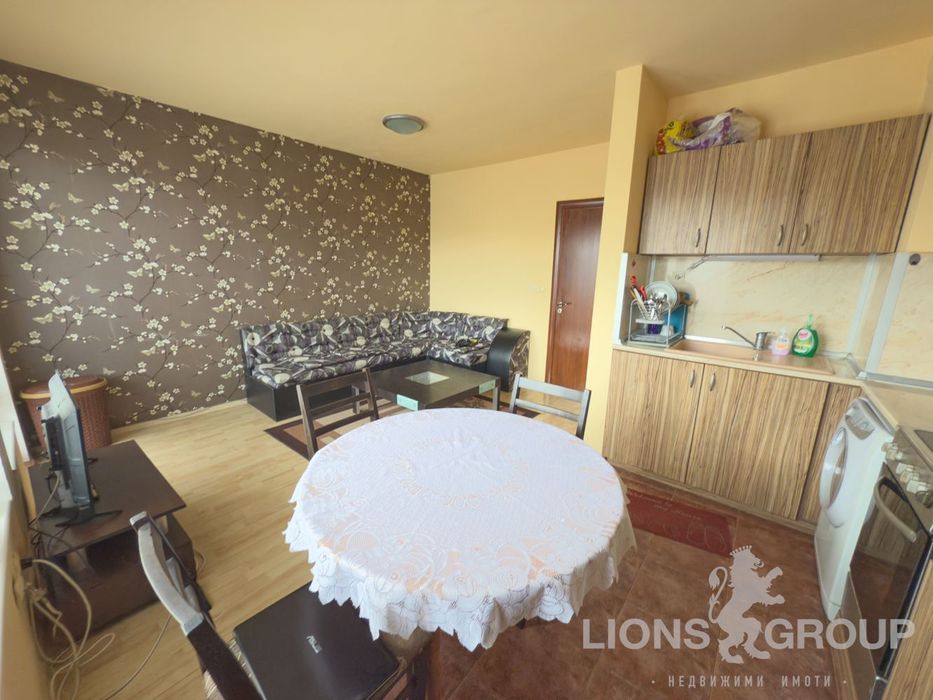 Продава се Тристаен апартамент в Варна, Христо Ботев - 80 кв.м за 2049 €/кв.м - Снимка #6