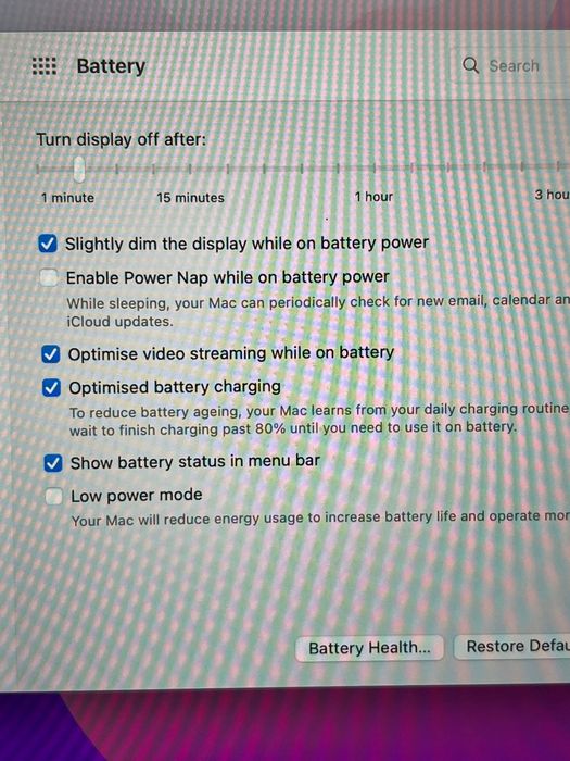 Mac book 200$ kelishiladi