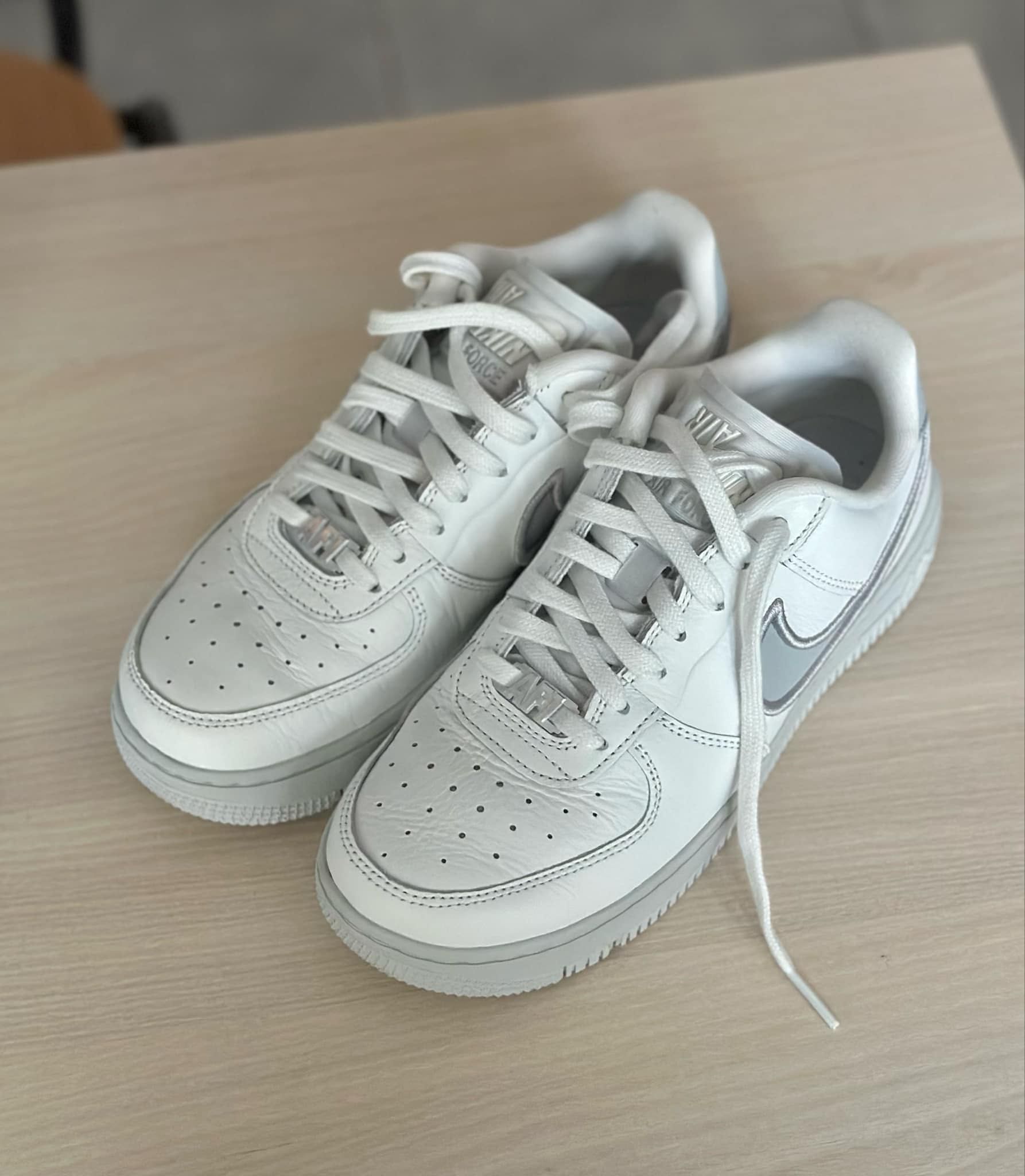 Чисто нови оригинални маратонки Nike