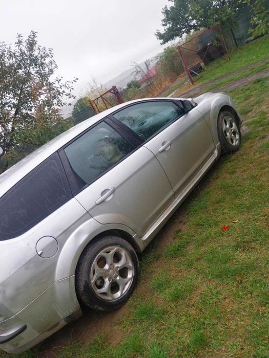 Vând Ford focus din 2009