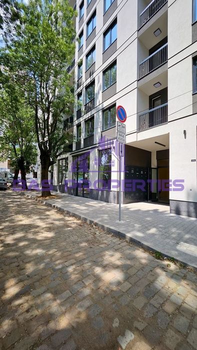 Продава се Тристаен апартамент в София, Банишора - 91 кв.м за 2193 €/кв.м - Снимка #11