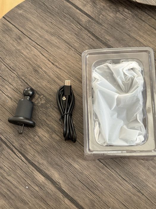 Suport Auto Telefon cu Încărcare Wireless Fast Charging