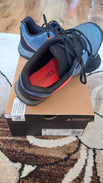 Adudasi baieti terrex, nr 35