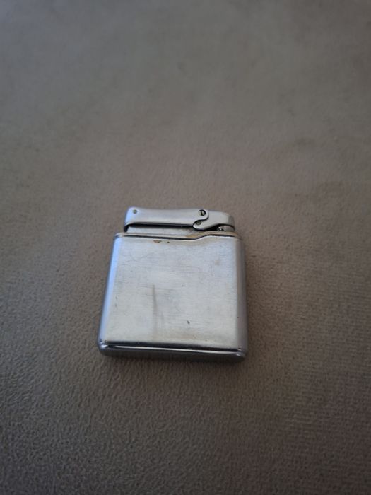 Bricheta de colectie