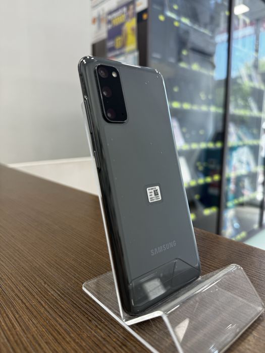 Samsung S20 / 128GB / Garantie 12 luni