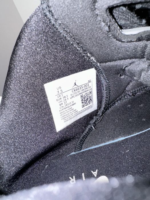 Jordan 6 High Negrii