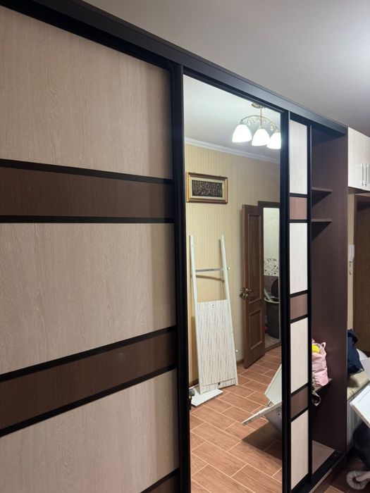 Шкаф для прихожей