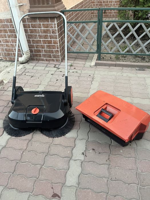 Подметательная машина STARMIX
