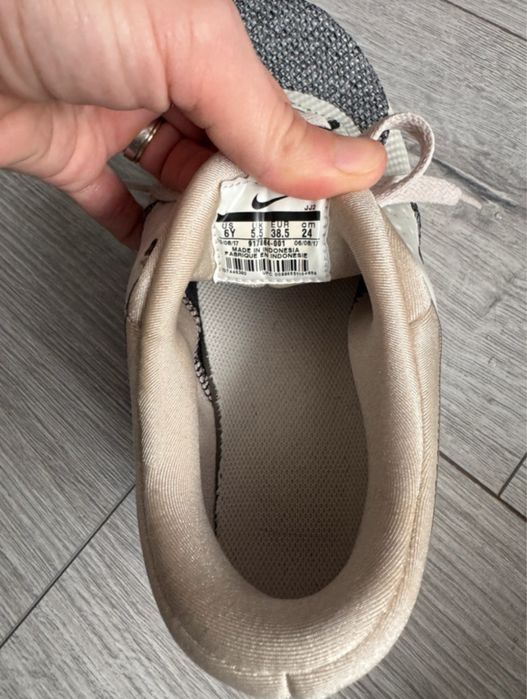 Adidasi Nike air max