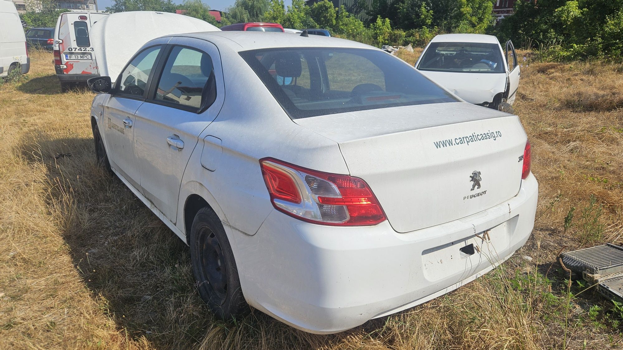Peugeot 301. An 2013