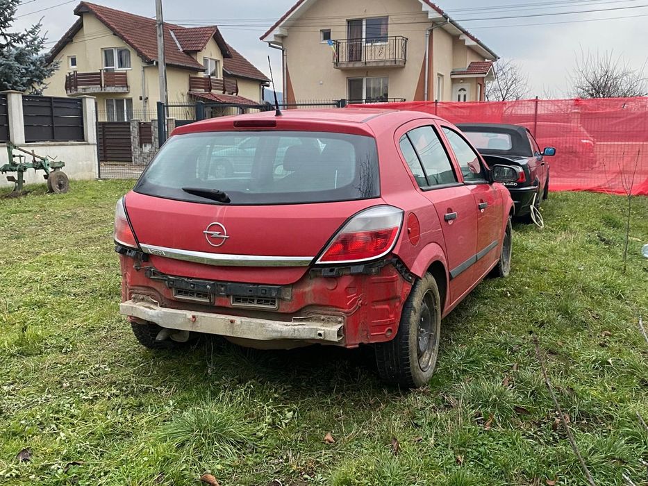 Opel Astra H ( piese ) Dezmembrez