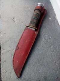Стар ловджийски нож