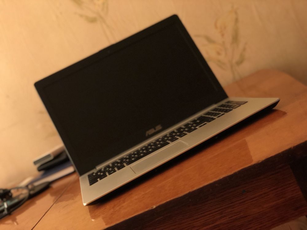 Ноутбук asus k551l
