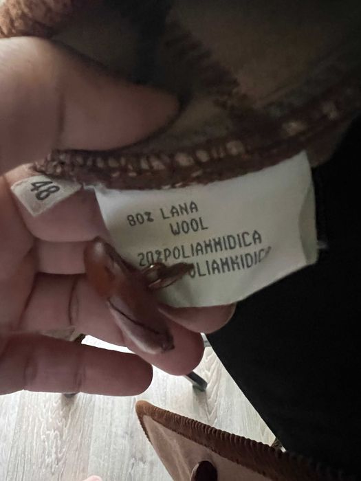 haina de lana cu guler din blana de vulpe