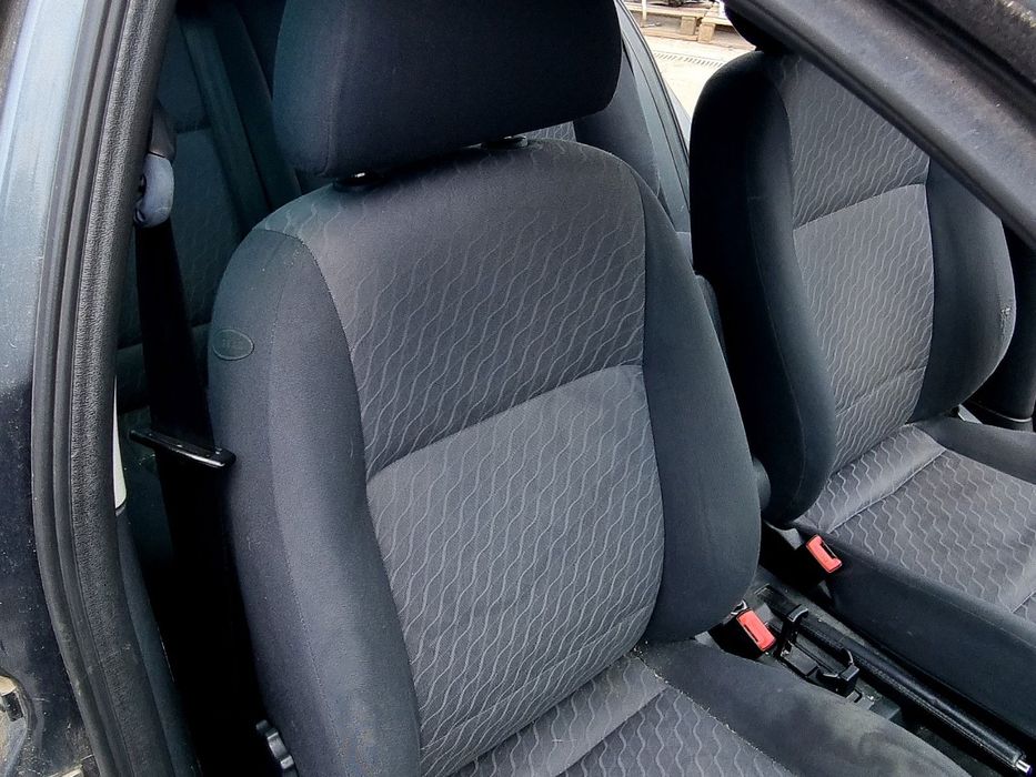 Scaun dreapta fata cu incalzire Skoda Octavia 1 Combi (1U5) [Fabr 1998