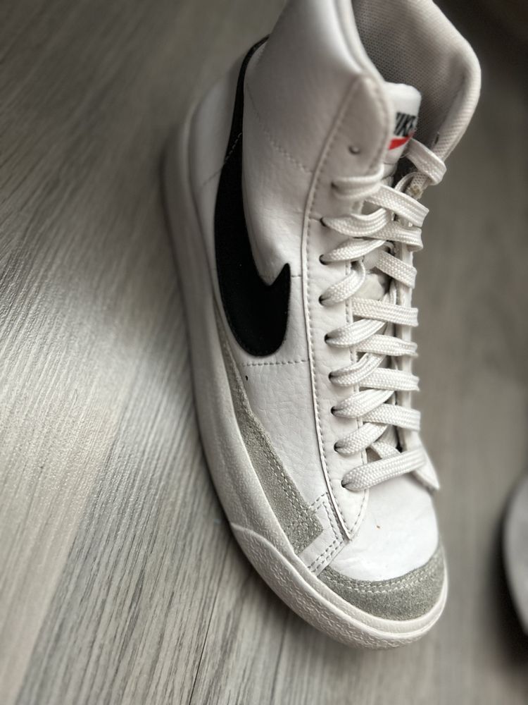 Adidasi Nike Blazer mid-77, mărimea 38