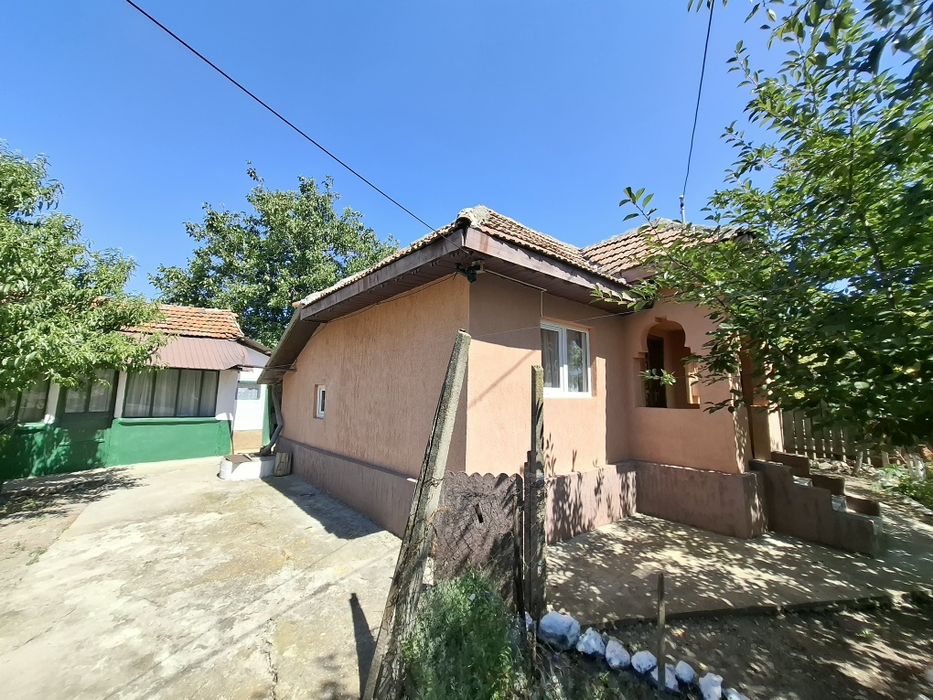 Casă de vânzare-Com.Gura Vadului-[PH]