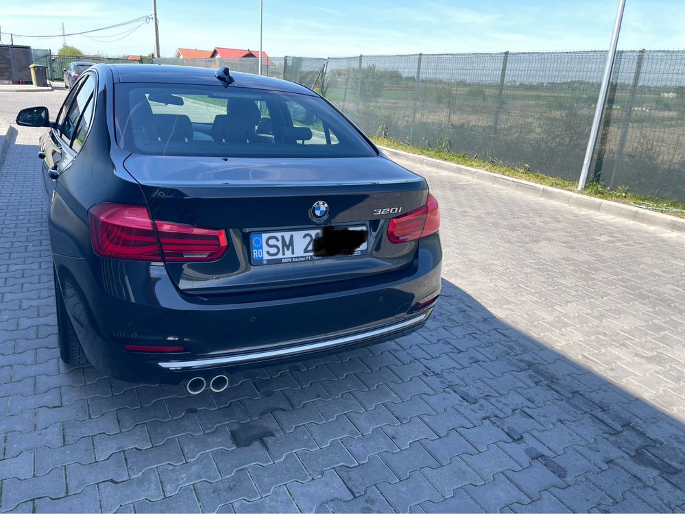 Vand Bmw 320i luxury line