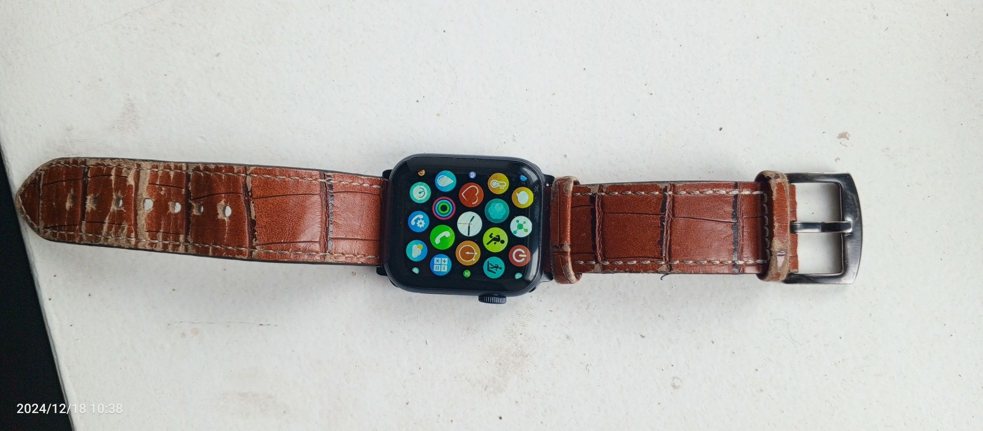 Smart watch lyuks koʻpiya
