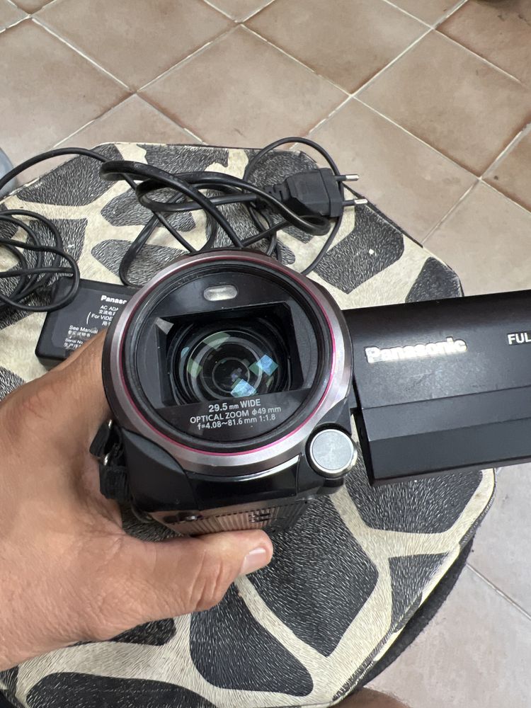 Камера panasonic hc-v777 ful HD