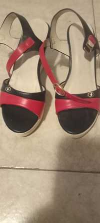 Sandale dama din piele naturala neagra în combinație cu rosu cu platfo