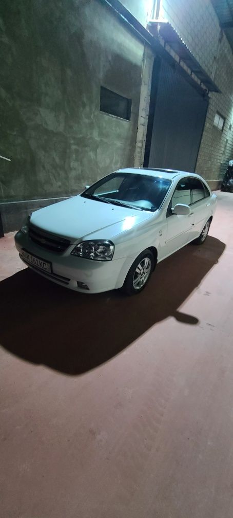 Lacetti 1.6 2013 yil  87000 ming probek