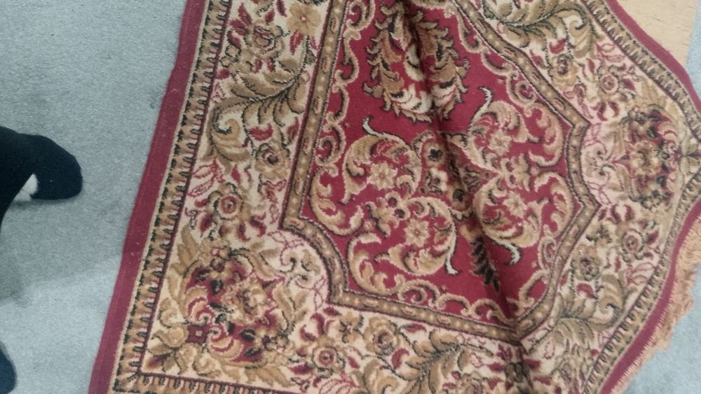 Шерстяной ковёр .