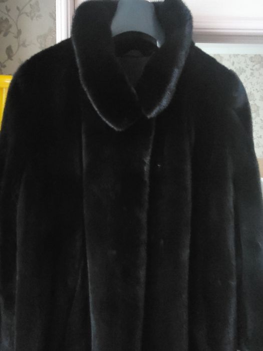 Шуба норк б/у трапеция