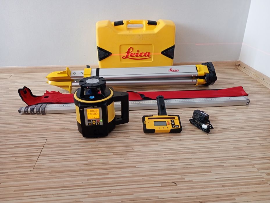 Nivelă laser Leica Rugby 880, dublă pantă