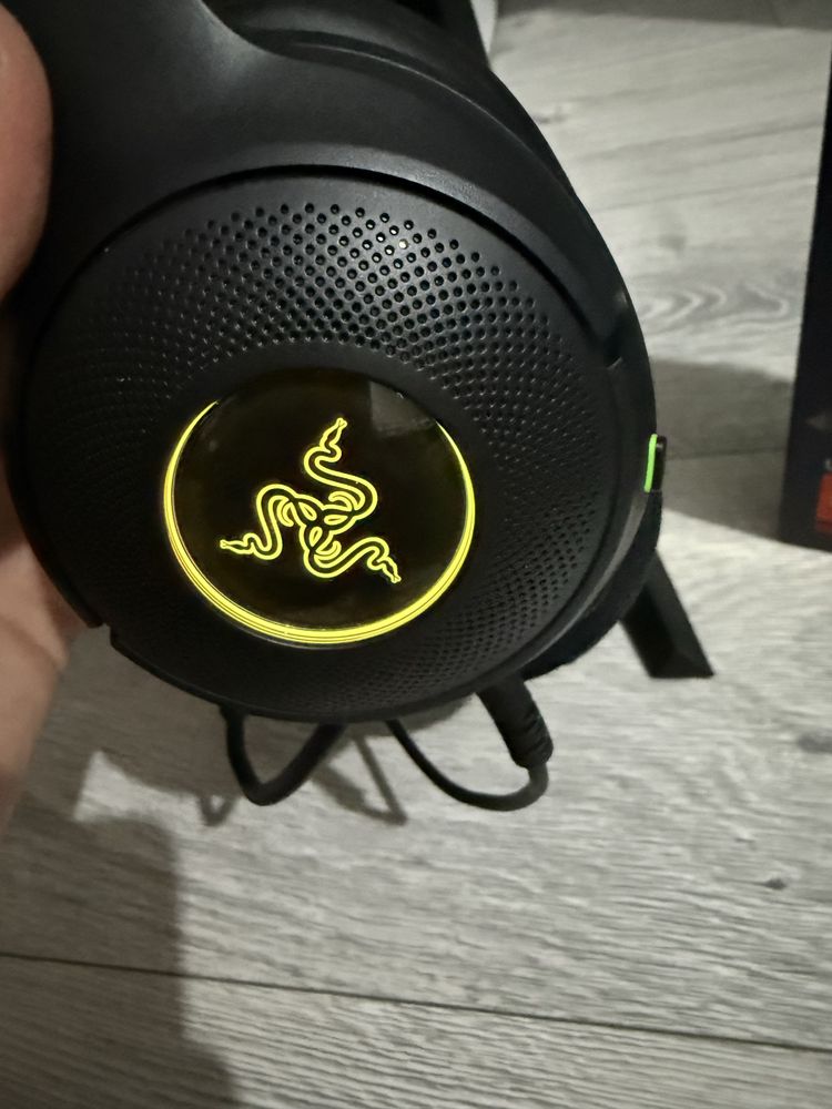 Casti gaming Razer kraken kitty v2+ stand casti